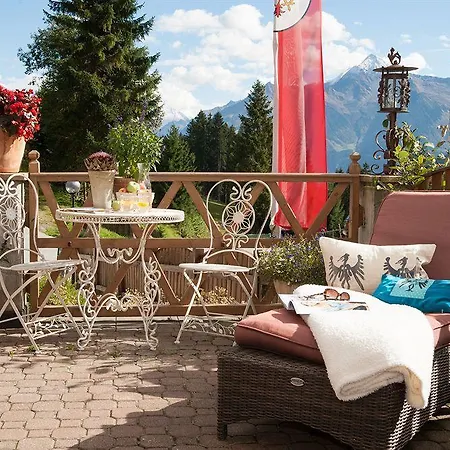 Almhof Roswitha Hotel