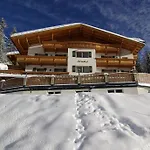 Almhof Roswitha Hotel