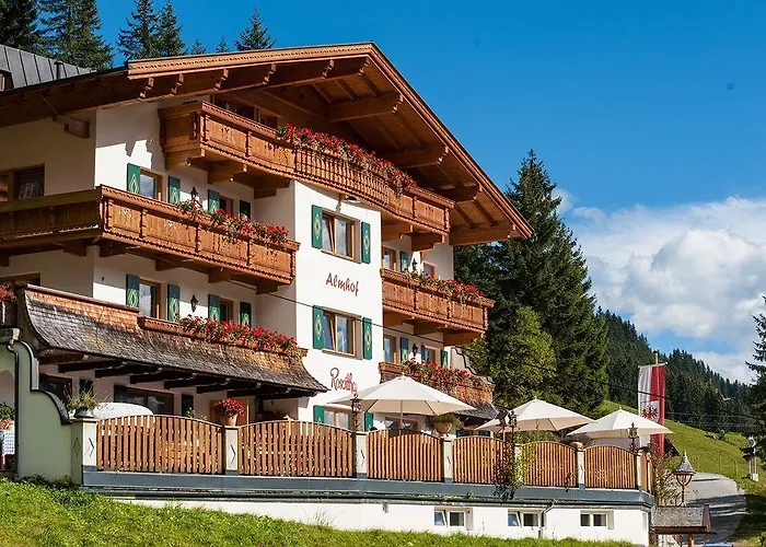 Almhof Roswitha Hotel 3*