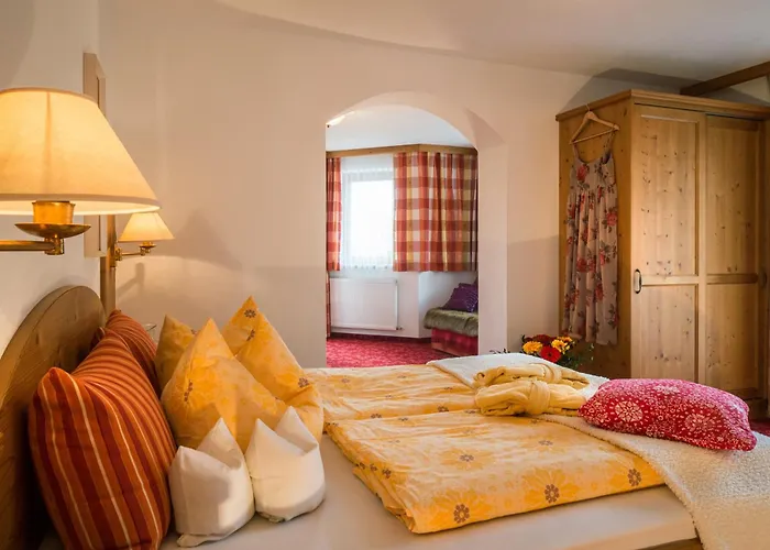 Almhof Roswitha Hotel 3*