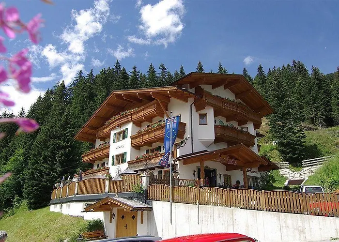 Almhof Roswitha Hotel Hippach