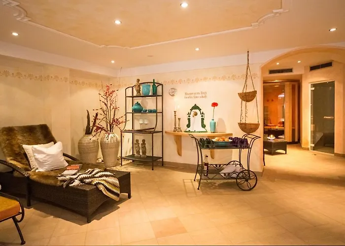 Almhof Roswitha Hotel 3*